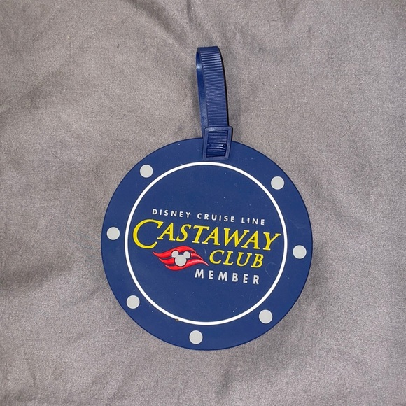 Disney castaway club luggage tags - Picture 1 of 2